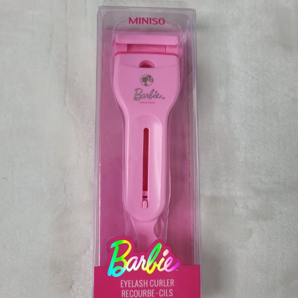 Barbie collection portable eyelash curler
