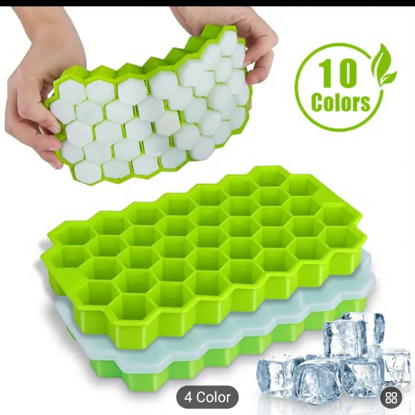 3pcs Honeycomb ice cube with over 30 cavities, easy release Lid perfect for holiday drinks with frozen desserts
