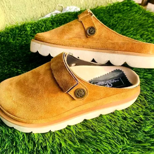 Carmel Faux Fur Slingback Closed toes suede Pam