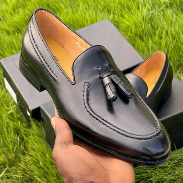 Black cooperate leather shoe